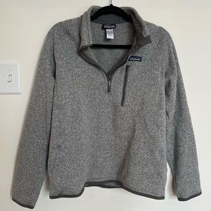 Patagonia fleece quarter zip. Size medium.